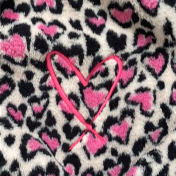 Victoria’s Secret Robe - Picture 4 of 5